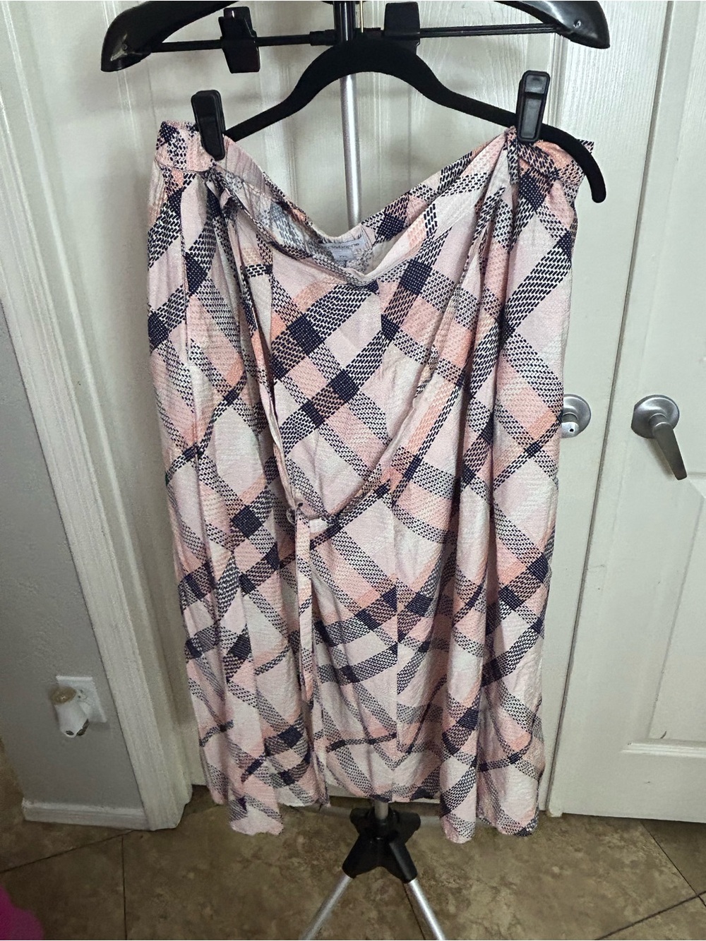 Liz Claiborne Pink and Navy Maxi Skirt XXL